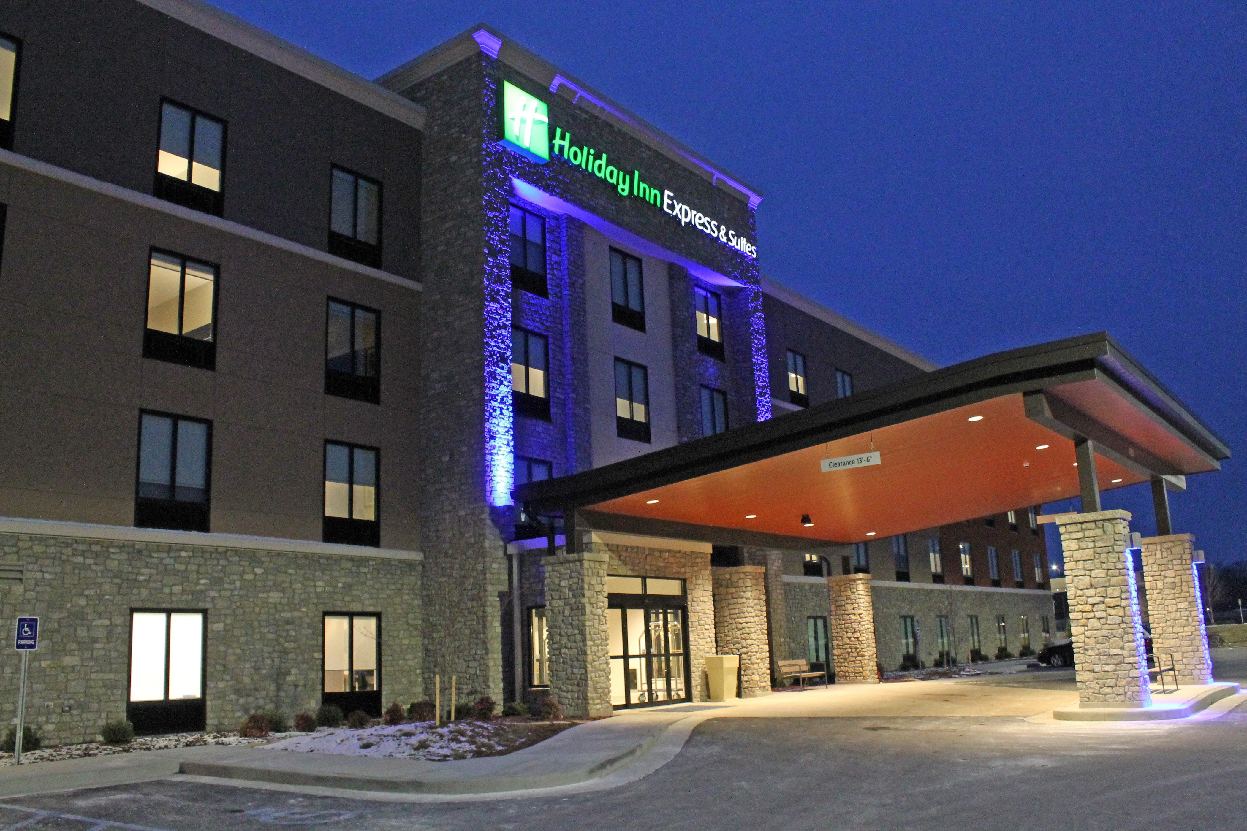 Holiday Inn Express & Suites - St. Louis South - I-55 By Ihg Mehlville Exterior foto